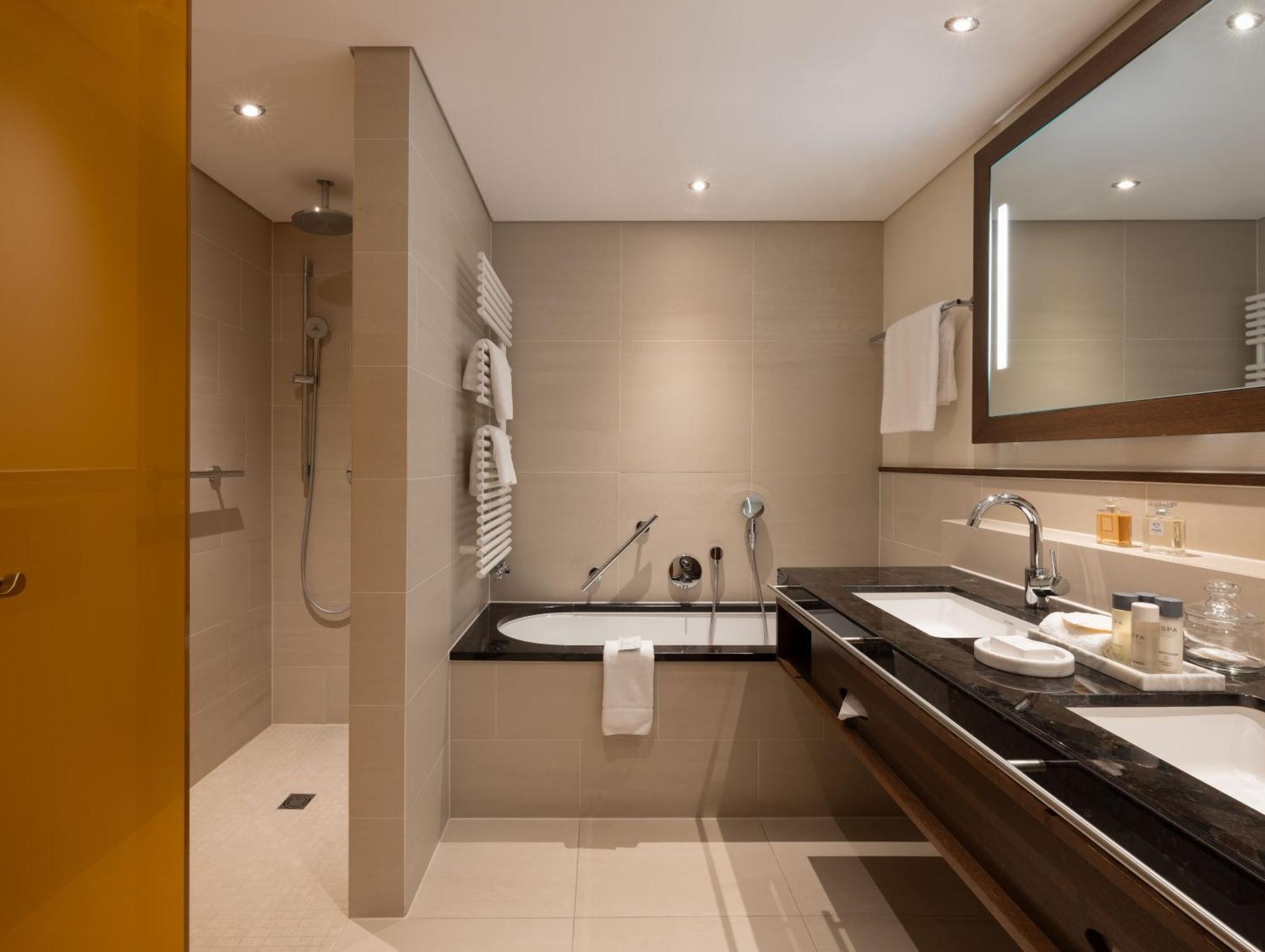 The Europe Hotel & Resort Fossa Quarto foto